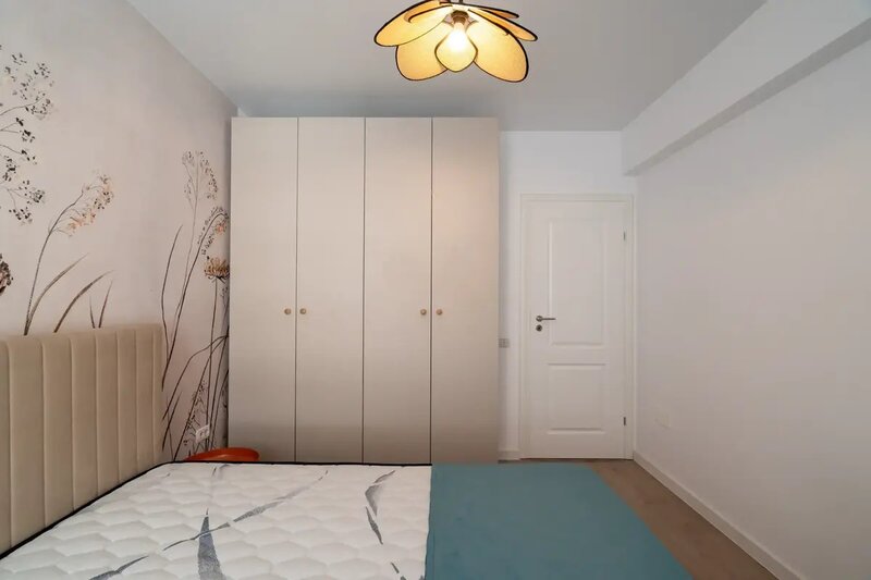 Nasaud 77, apartament 2 camere, mobilat cu designer, direct proprietar.