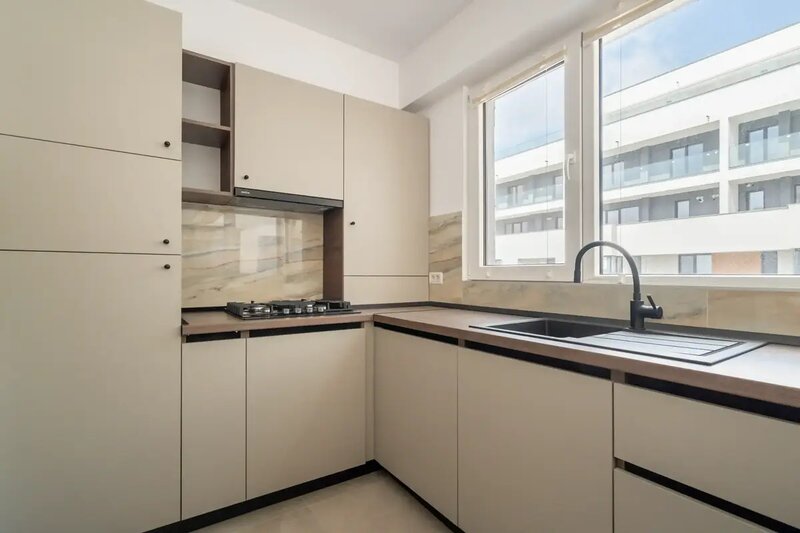 Nasaud 77, apartament 2 camere, mobilat cu designer, direct proprietar.